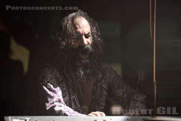 DIRTY THREE - 2012-05-29 - PARIS - Trabendo - 